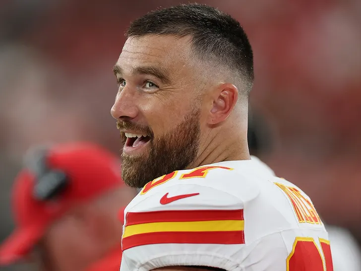Travis Kelce Taylor Swift engagement